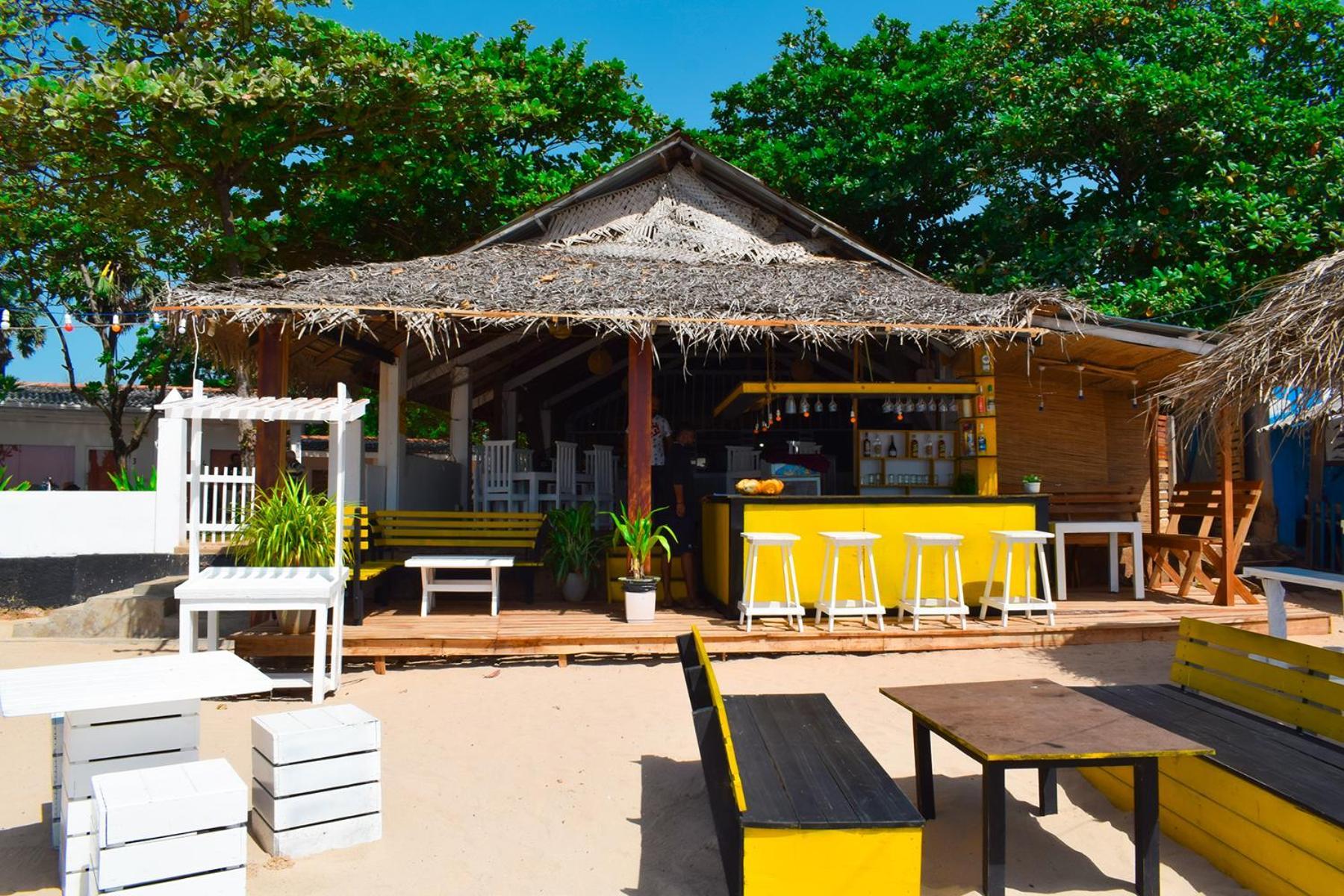 Golden Beach Cottages Trincomalee Exterior foto