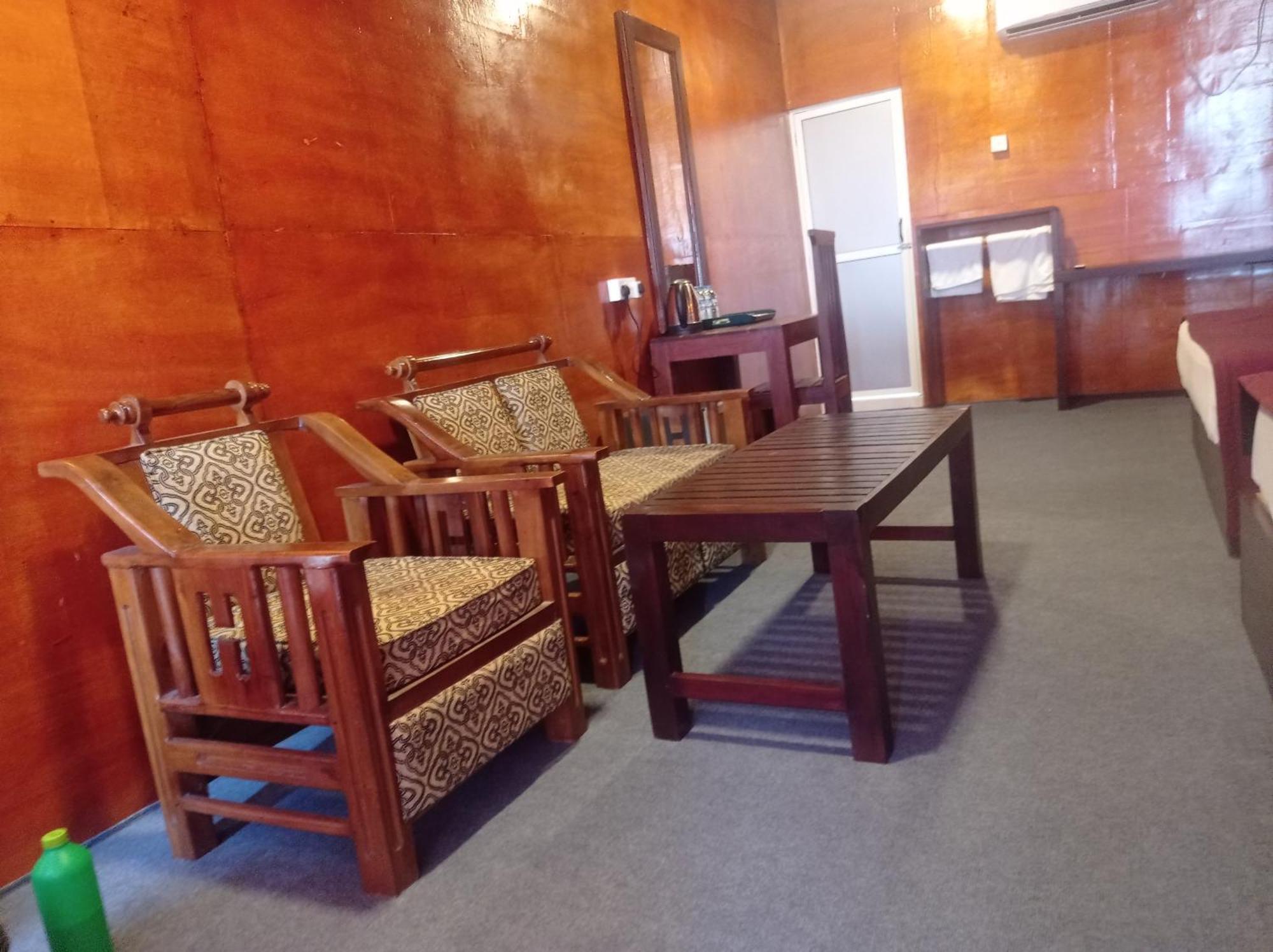 Golden Beach Cottages Trincomalee Exterior foto